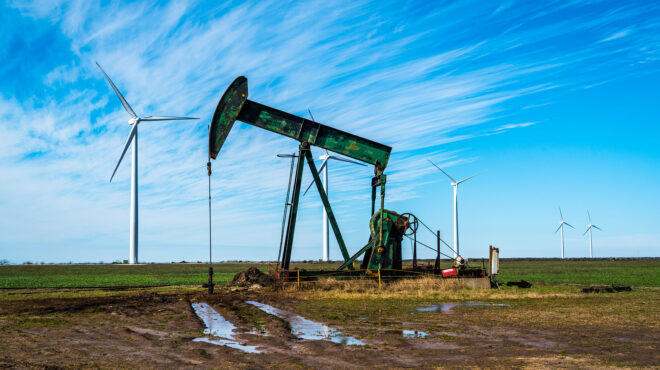 ταξίδι-12-000-μιλίων-για-ένα-φορτίο-πετρελα-564157084