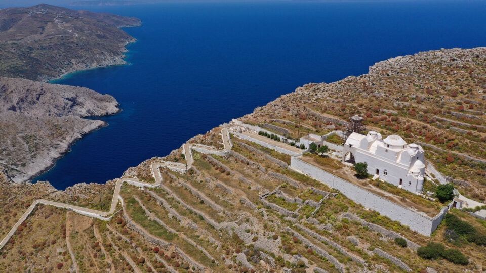 Πάσχα στις Κυκλάδες: Κάθε νησί άλλα έθιμα-5