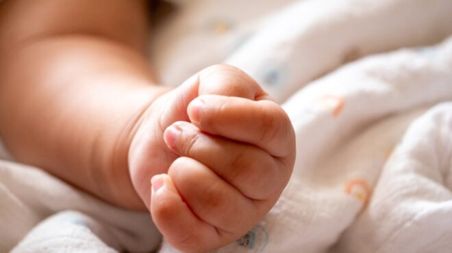 ρόδος-γονείς-πήραν-το-άρρωστο-βρέφος-τ-564164416