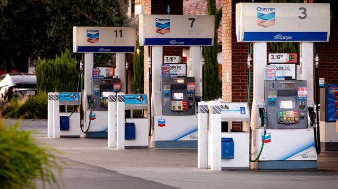 ηπα-γιατί-οι-τιμές-της-βενζίνης-ανεβαί-564171874