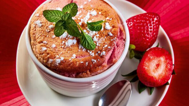 σουφλέ-φράουλας-564156346