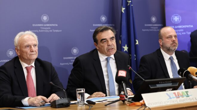 αφθώδης-πυρετός-στη-λέσβο-οι-τέσσερις-564184108