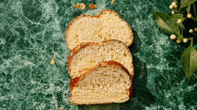 το-κλασικό-πολίτικο-τσουρέκι-μαστιχω-564166222