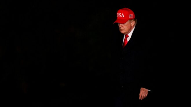 σε-ισχύ-ο-ναυτικός-αποκλεισμός-τραμπ-564173140