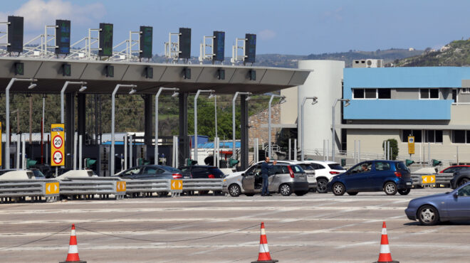 εξοδος-πάσχα-σχεδόν-80-000-οχήματα-εγκατέλ-564171583