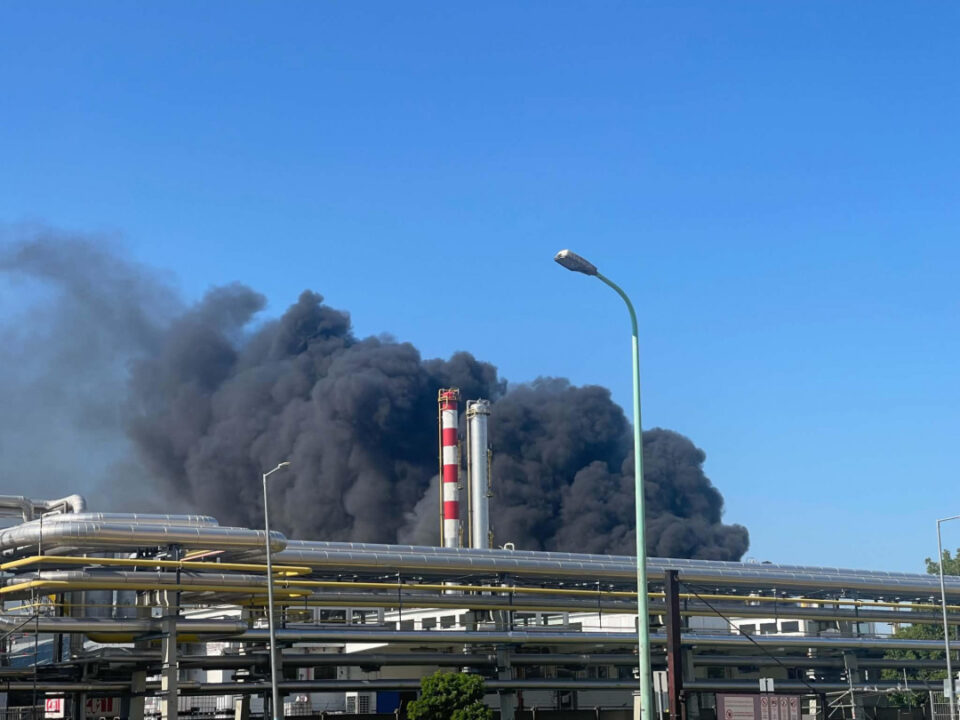 Ουγγαρία: Εκρηξη σε διυλιστήριο με τουλάχιστον έναν νεκρό-1