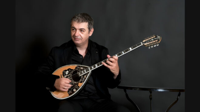 ο-καλύτερος-μπουζουκτσής-των-τελευτα-564248314