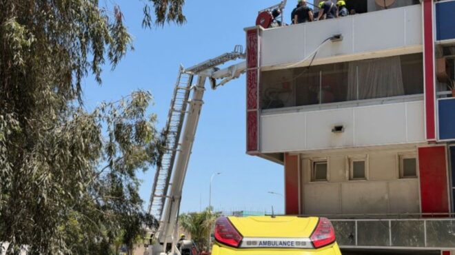 κύπρος-πήδηξαν-στο-κενό-από-πολυκατοι-564251287