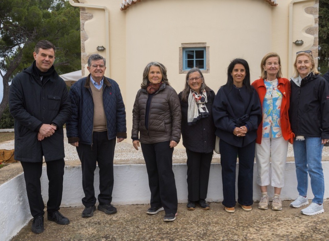 Δύο περιπατητικές διαδρομές στις Σπέτσες εις μνήμην Αθηνάς Μαρτίνου-2