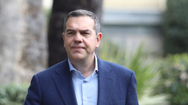 εντός-και-εκτός-η-κατά-τσίπρα-μπαρτσελ-564241285