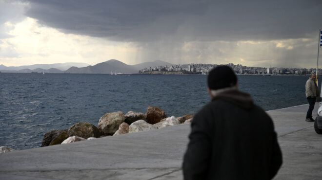 καιρός-πρωτομαγιά-τριήμερο-με-βροχέ-564203296