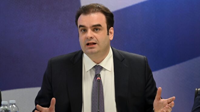 πιερρακάκης-στο-bloomberg-η-ευρώπη-πρέπει-να-α-564206929