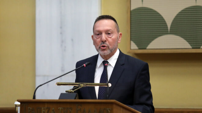 γ-στουρνάρας-η-σημασία-της-ανεξαρτησί-564235483