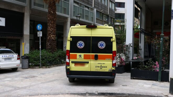 θεσσαλονίκη-τρεις-τραυματίες-από-καρ-564222781