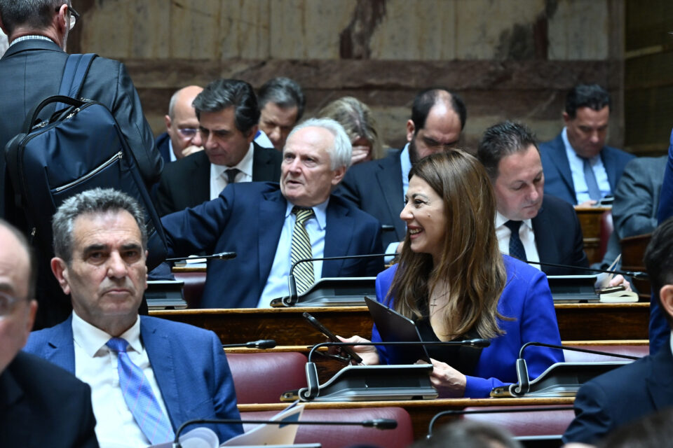Συνεδρίαση Ν.Δ.: Αιχμές κατά Κοβέσι, ασυμβίβαστο και εσωτερικά πυρά-4