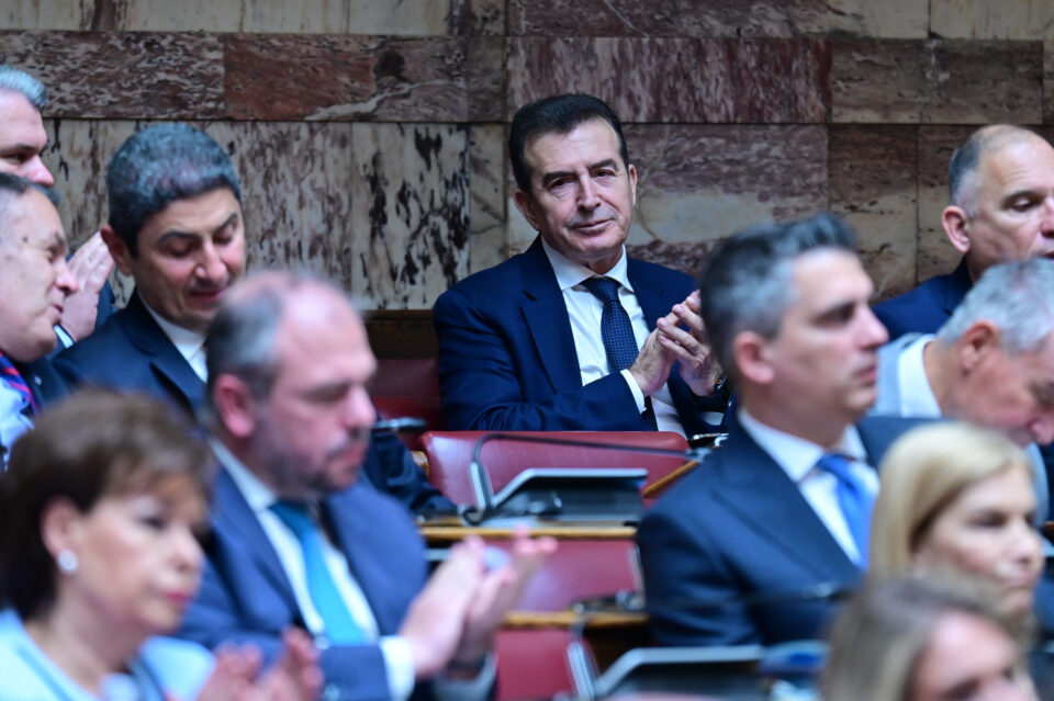 Συνεδρίαση Ν.Δ.: Αιχμές κατά Κοβέσι, ασυμβίβαστο και εσωτερικά πυρά-9