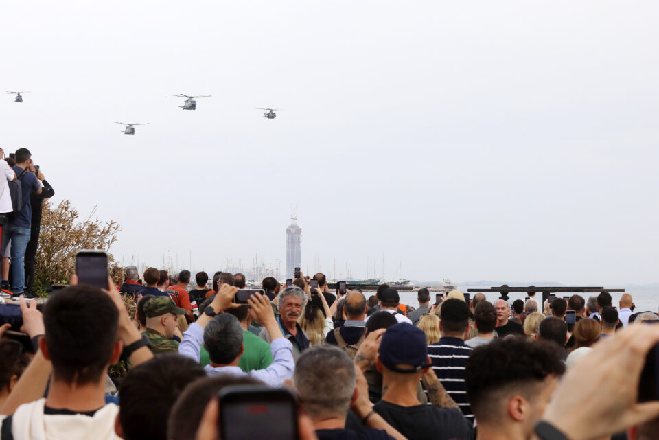 Φλοίσβος: Εντυπωσιακό airshow για τα 95 χρόνια της Πολεμικής Αεροπορίας-2