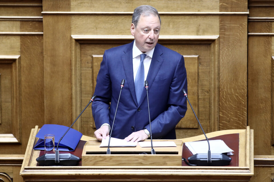 Βουλή: Απορρίφθηκαν οι προτάσεις προανακριτικής για Λιβανό – Αραμπατζή-1