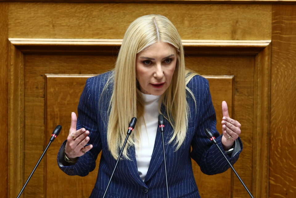 Βουλή: Απορρίφθηκαν οι προτάσεις προανακριτικής για Λιβανό – Αραμπατζή-2