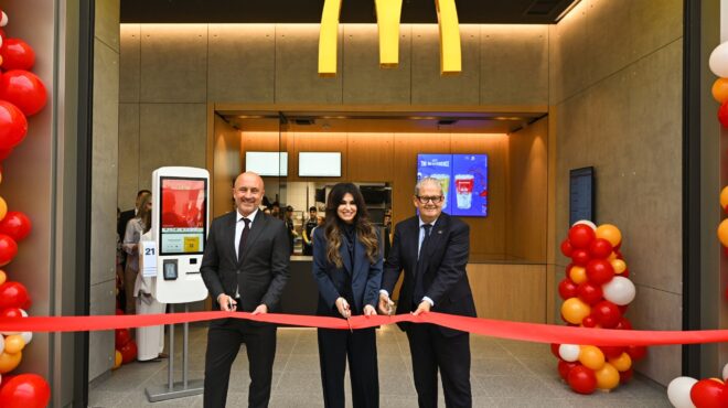 ανοιξε-το-κατάστημα-της-mcdonalds-στο-the-mall-athens-564223366