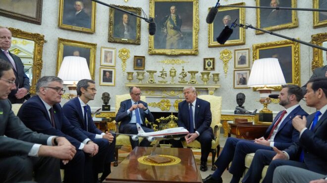politico-μέχρι-πού-θα-φτάσει-η-βεντέτα-τραμ-564203350