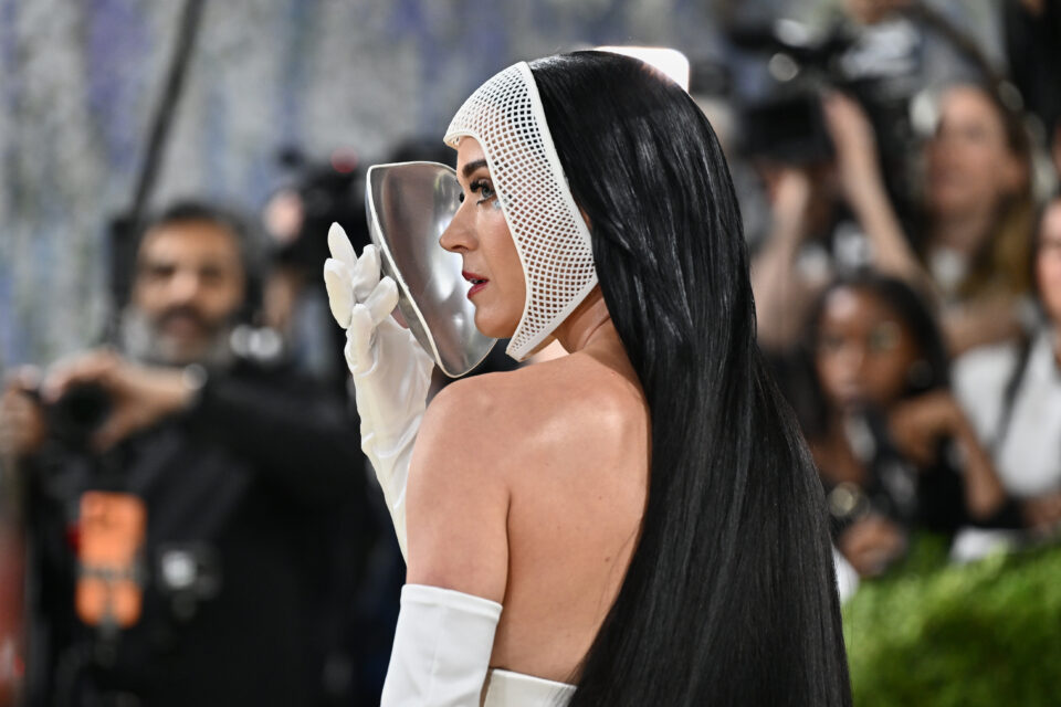 Met Gala 2026: Πότε γέρασε ο Bad Bunny;-10