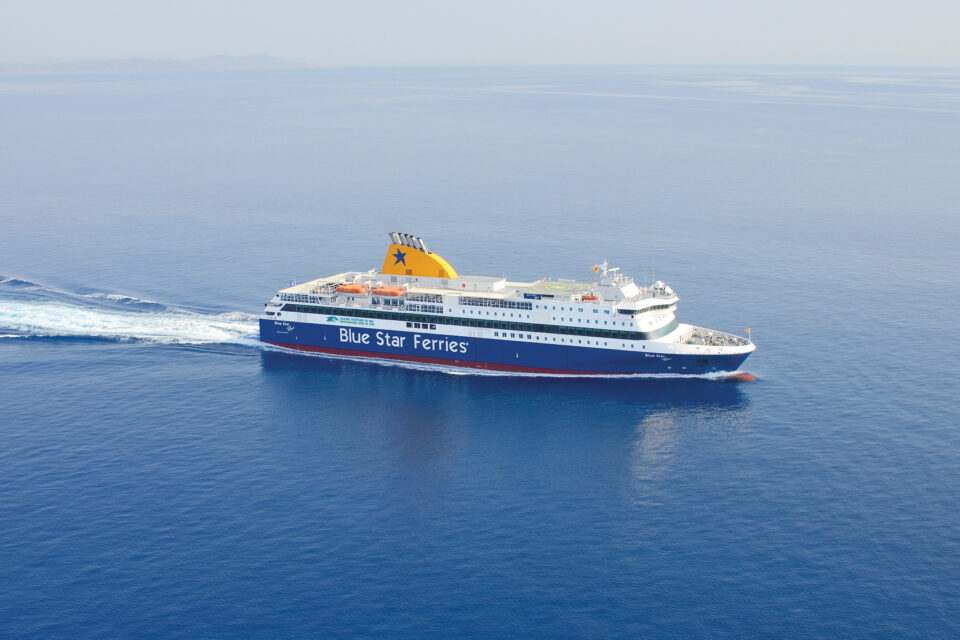 H Βlue Star Ferries είναι η σταθερά του ελληνικού καλοκαιριού-3