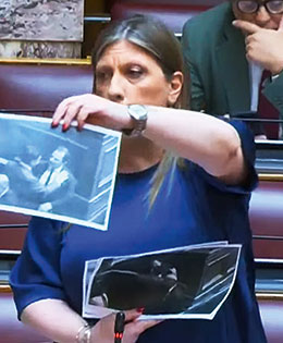 Γιατί πιάνεστε ρε παιδιά;-1