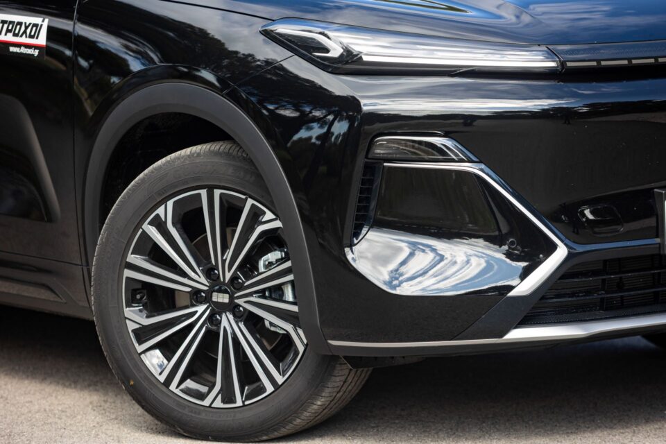 Geely Starray EM-i vs BYD Sealion 5 DM-i: Στον αστερισμό των plug-in υβριδικών-8