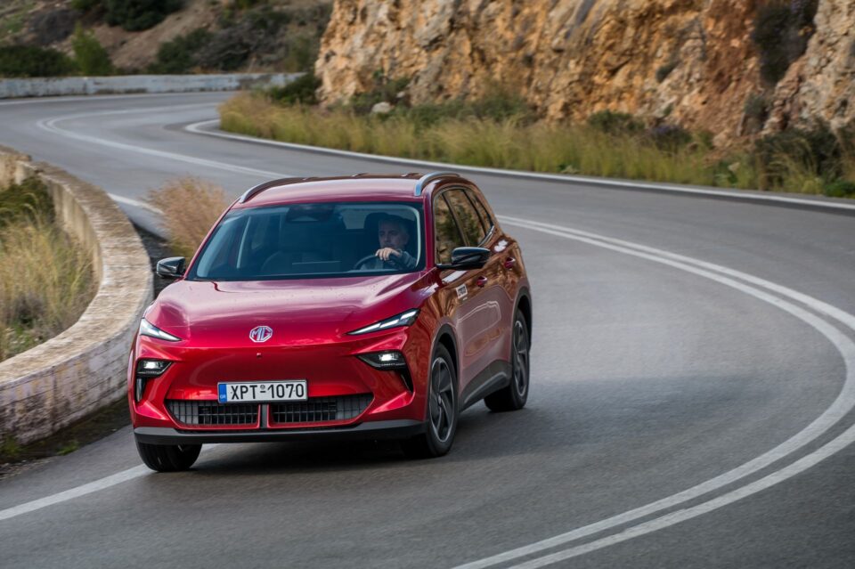 Συγκρίνουμε το Hyundai Kona Electric με το MGS5 EV-2