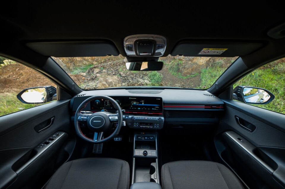 Συγκρίνουμε το Hyundai Kona Electric με το MGS5 EV-4