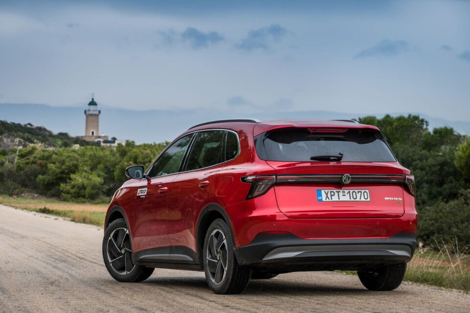 Συγκρίνουμε το Hyundai Kona Electric με το MGS5 EV-10