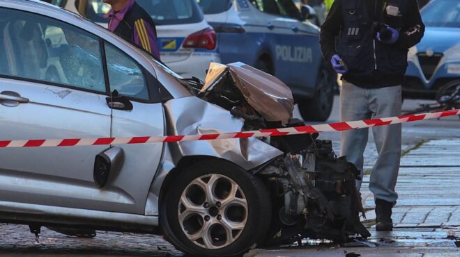 ιταλία-η-μελόνι-ανέβαλε-την-επίσκεψη-σ-564232072