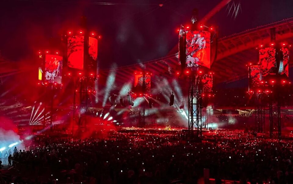 Oι Metallica ξεσήκωσαν το κατάμεστο ΟΑΚΑ (εικόνες & βίντεο)-3
