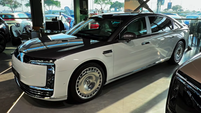 η-απάντηση-της-κίνας-στη-mercedes-και-τη-rolls-royce-564246862