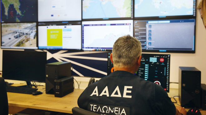μεγάλος-αδελφός-σε-φορτηγά-και-κοντ-564223888