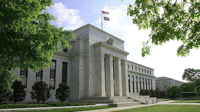 o-τραμπ-αλλάζει-πλεύση-για-τη-fed-564254932