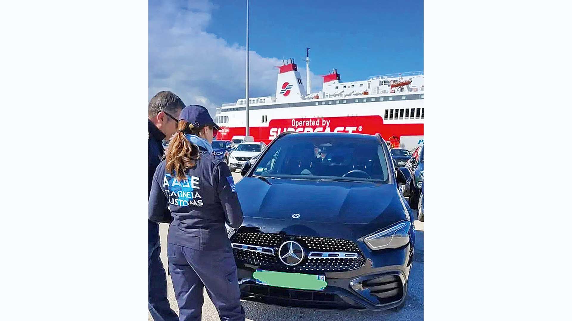 μπλόκο-της-ααδε-στα-super-cars-με-ξένες-πινακίδ-564206257