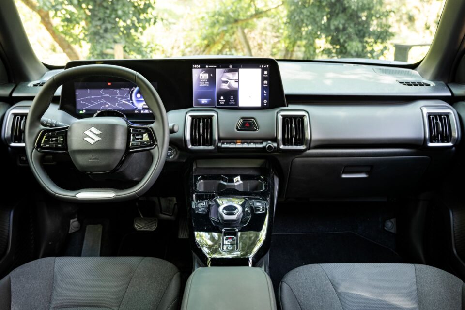 Δοκιμή Suzuki e Vitara: Σε ηλεκτρικά μονοπάτια-4