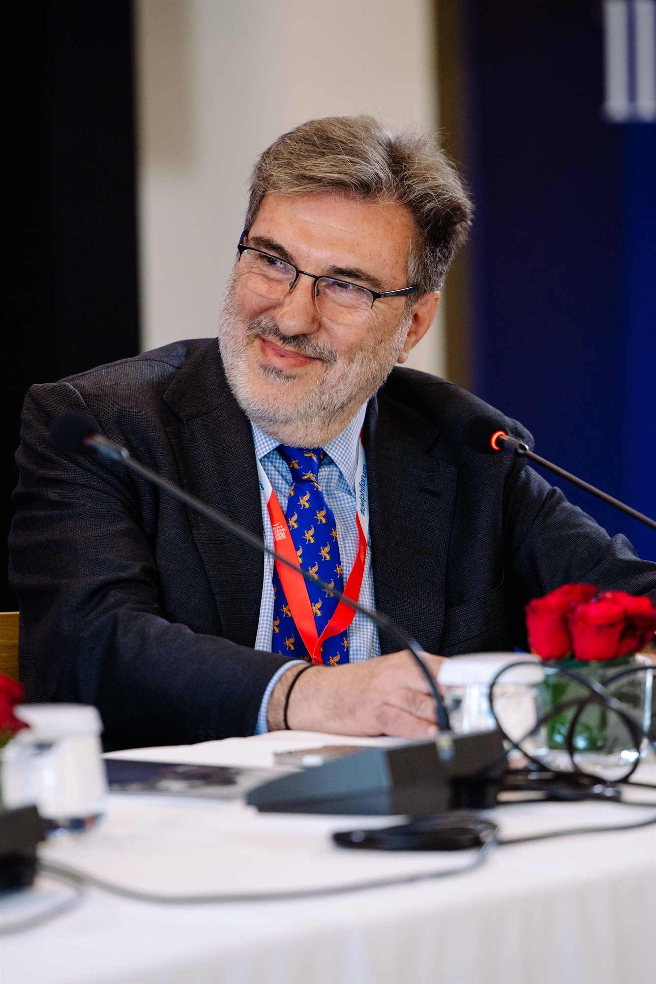 Ενα φιλόδοξο σχέδιο για το μέλλον των Ρωμιών της Πόλης στο συνέδριο των Δελφών-3