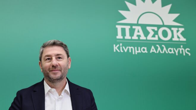 ο-τσίπρας-ξεβάφει-πάνω-τους-564230329