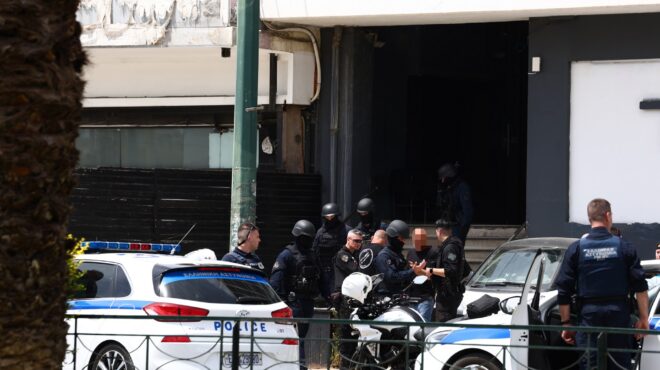 καλλιθέα-μεθυσμένος-πυροβόλησε-με-ού-564219034