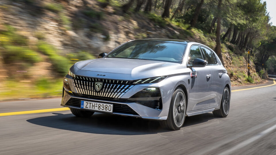 Δοκιμή: Ανανεωμένο Peugeot 308 Hybrid με 145 ίππους-7