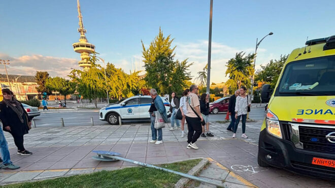 θεσσαλονίκη-πινακίδα-έπεσε-πάνω-σε-γυ-564239095