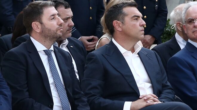 αναμέτρηση-σε-δύο-φάσεις-για-τη-2η-θέση-564219826