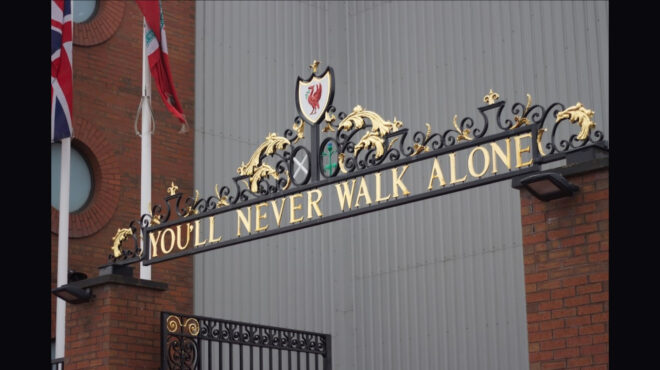 youll-never-walk-alone-to-τραγούδι-που-σαρώνει-στα-γήπ-564316420