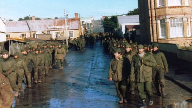 σαν-σήμερα-14-ιουνίου-1982-το-τέλος-του-πολ-564280552