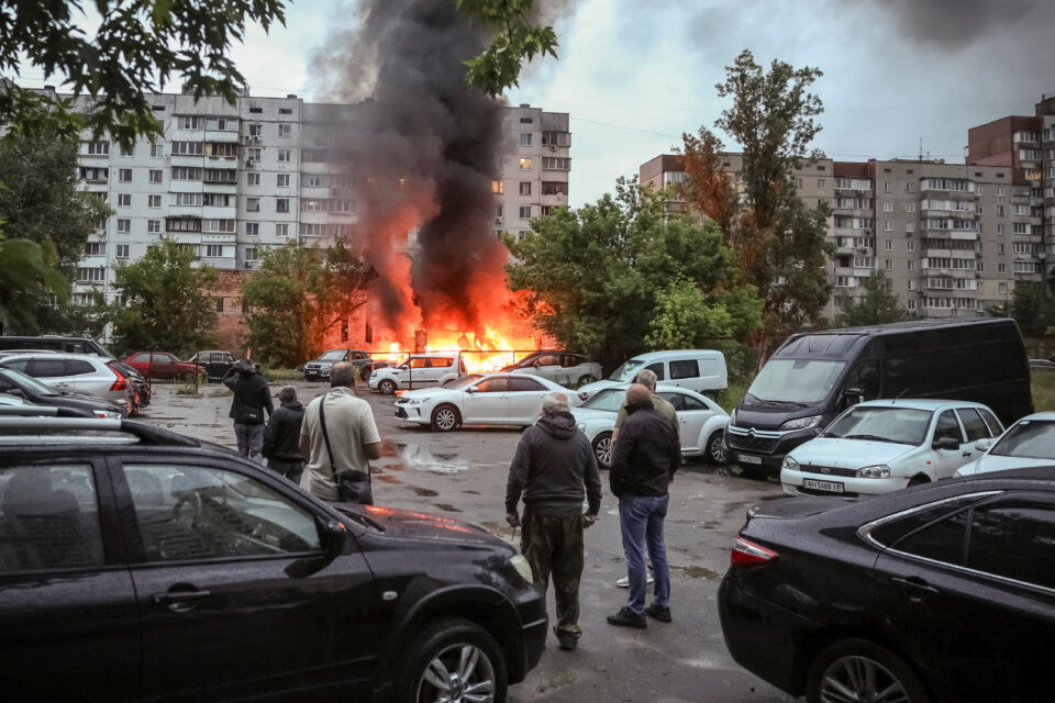 Ουκρανία: Τουλάχιστον 9 νεκροί σε πλήγματα της Ρωσίας [εικόνες]-1