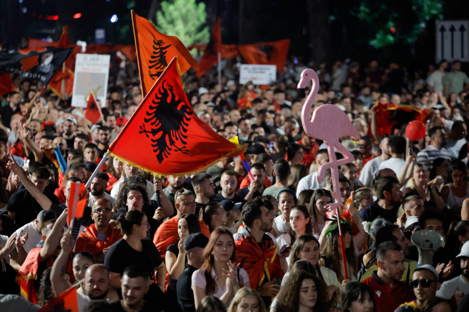 Αλβανία: Λήγει το «τελεσίγραφο» των διαδηλωτών στον Ράμα – Τα σενάρια για την επόμενη μέρα-1