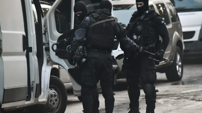 κρήτη-πώς-έφτασε-η-ευπ-στα-ίχνη-του-παλ-564270091